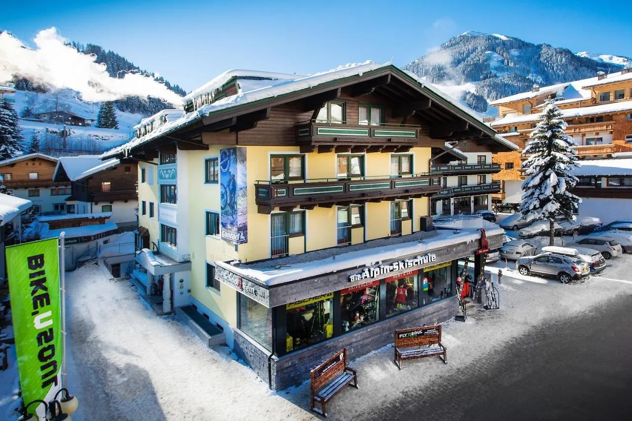***  Heli'S Bed & Breakfast Saalbach-Hinterglemm Österrike
