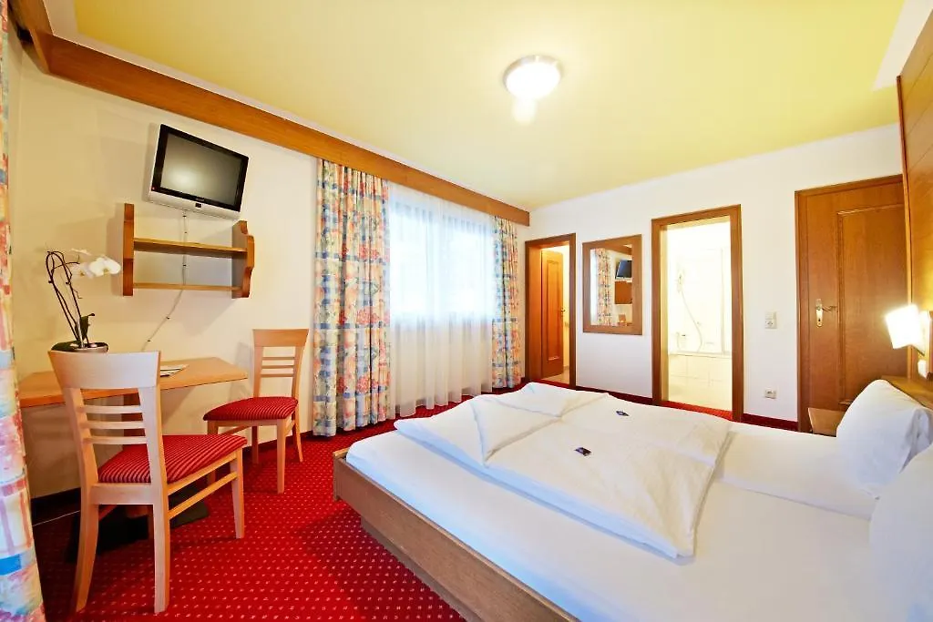 Bed & Breakfast Heli'S B&B Fruehstueck 